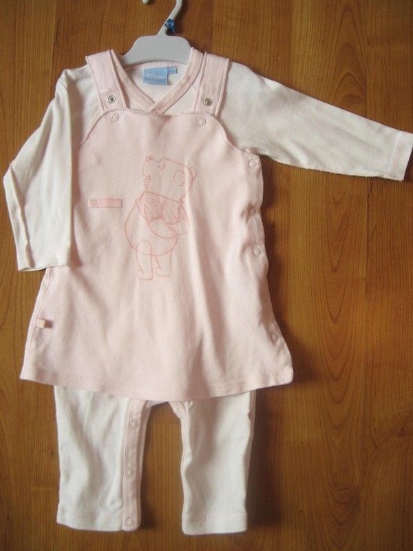 Survêtement Bébé Fille 6-9 Mois En Velours Étoilé - Porté Une Fois, Très Bon État